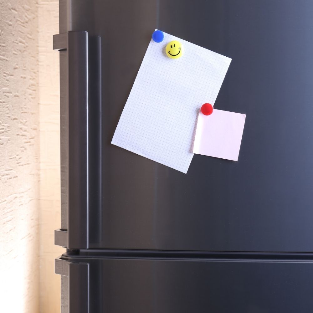 Using Clear Keyrings and Fridge Magnets to Showcase Art & Design